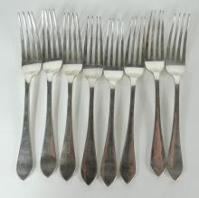 ANTIQUE SILVER 115-PIECE FLATWARE SERVICE