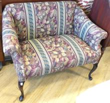 QUEEN ANNE SETTEE