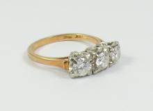 VINTAGE DIAMOND TRINITY RING