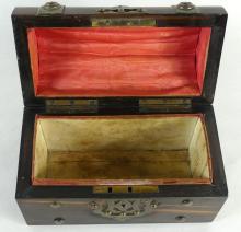 ENGLISH ROSEWOOD DOMED BOX
