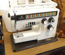 SEWING MACHINE WITH ACCESSORIES