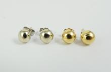 2 PAIRS GOLD EARRINGS