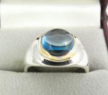 CUSTOM MADE GEMSTONE RING