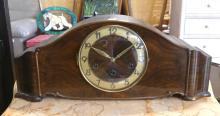 ANTIQUE MANTEL CLOCK