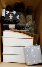 JEWELLERY BOXES AND DISPLAY STANDS