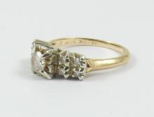 VINTAGE DIAMOND RING