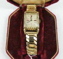 MEN'S VINTAGE WRISTWATCH