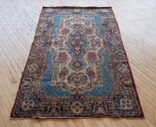 ANTIQUE PERSIAN RUG