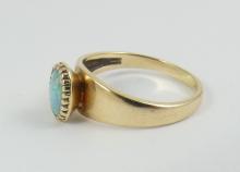 LADIES' OPAL RING