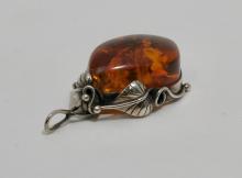 AMBER PENDANT