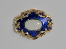 ANTIQUE BROOCH