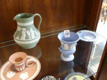 SEVEN PIECES OF WEDGWOOD JASPERWARE