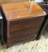 CHIPPENDALE MAHOGANY NIGHTSTAND