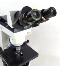 LEICA MICROSCOPE