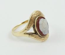 ANTIQUE CAMEO RING