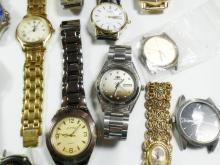 24 WRISTWATCHES