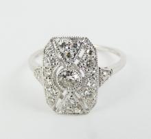 LADIES' DIAMOND RING