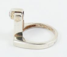 ART MODERN DESIGNER RING