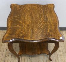 ANTIQUE OAK TABLE