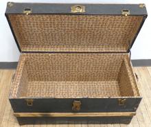 ANTIQUE STORAGE TRUNK