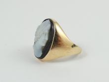 ANTIQUE GOLD RING