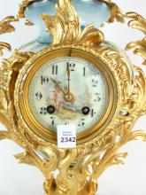 ANTIQUE MANTEL CLOCK