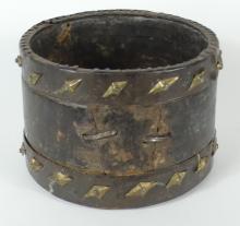 EARLY GRAIN MEASURE POT
