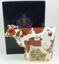 DERBY PAPERWEIGHT "DAISY COW"