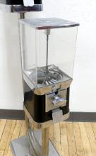 BEAVER GUMBALL MACHINE