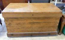 ANTIQUE PINE BLANKET BOX