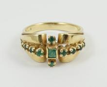 LADIES' RING