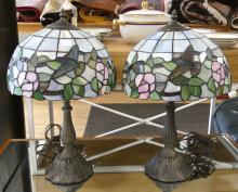 PAIR OF STAINED GLASS TABLE LAMPS