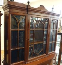 MAHOGANY CHINA CABINET