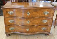 ANTIQUE ROSEWOOD LOWBOY DRESSER