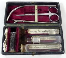 19TH CENTURY MINOR SURGICAL KIT