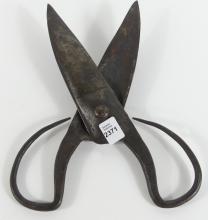 18TH CENTURY SHEEP SHEARS