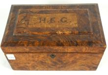 ANTIQUE WOOD BOX