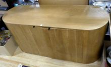 MILOS SIDEBOARD