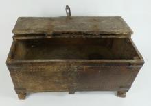 ANTIQUE INDIAN WOOD BOX