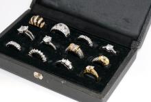 COSTUME RINGS