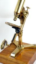 ANTIQUE BRASS MONOCULAR MICROSCOPE