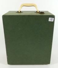 RCA VICTOR PORTABLE TURNTABLE