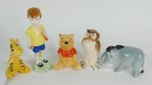 5 BESWICK "WINNIE THE POOH" FIGURINES