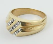 GENTLEMEN'S DIAMOND RING
