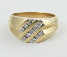 GENTLEMEN'S DIAMOND RING