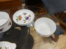 ROYAL WORCESTER "EVESHAM" SERVING BOWLS