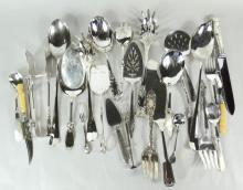 SERVERS & UTENSILS