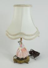 VINTAGE DOULTON TABLE LAMP