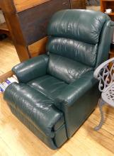 LA-Z-BOY LEATHER RECLINER