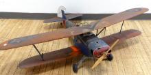 LARGE AIRPLANE MODEL